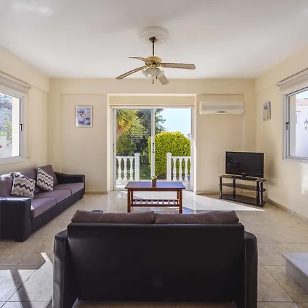 Hadjios Valley Villa *
